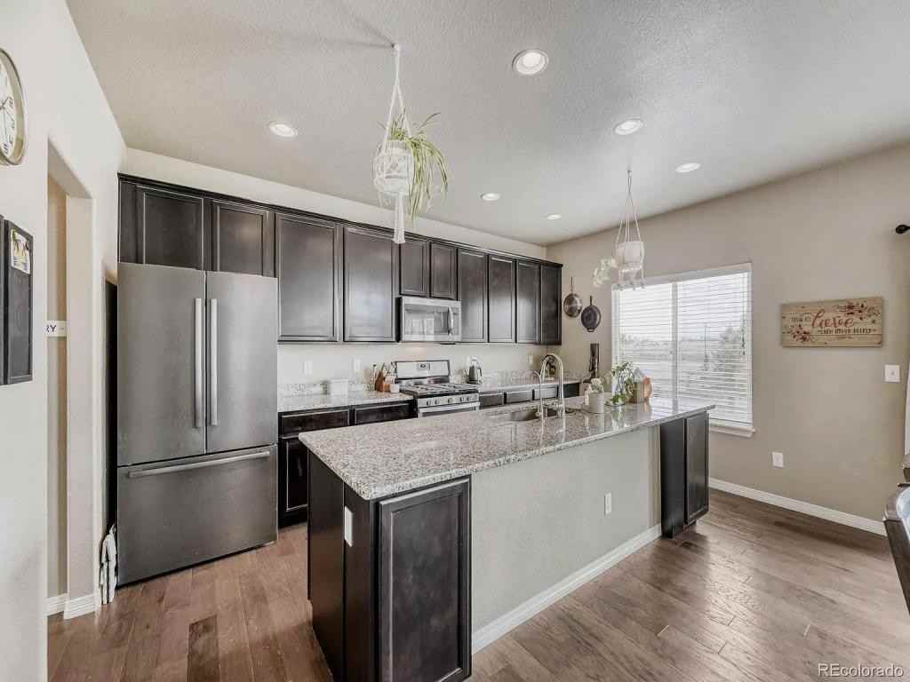 503 Mount Rainier St - Photo 5 of 21