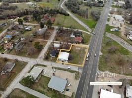 featured image of 124 12th St