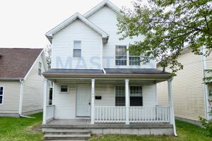 featured image of 2242 Kent St