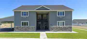 featured image of 704 Caribou St #3
