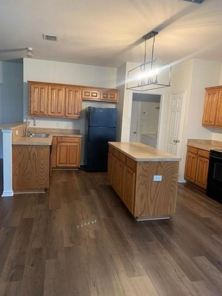 1500 Vernon Castle Ave - Photo 3 of 14
