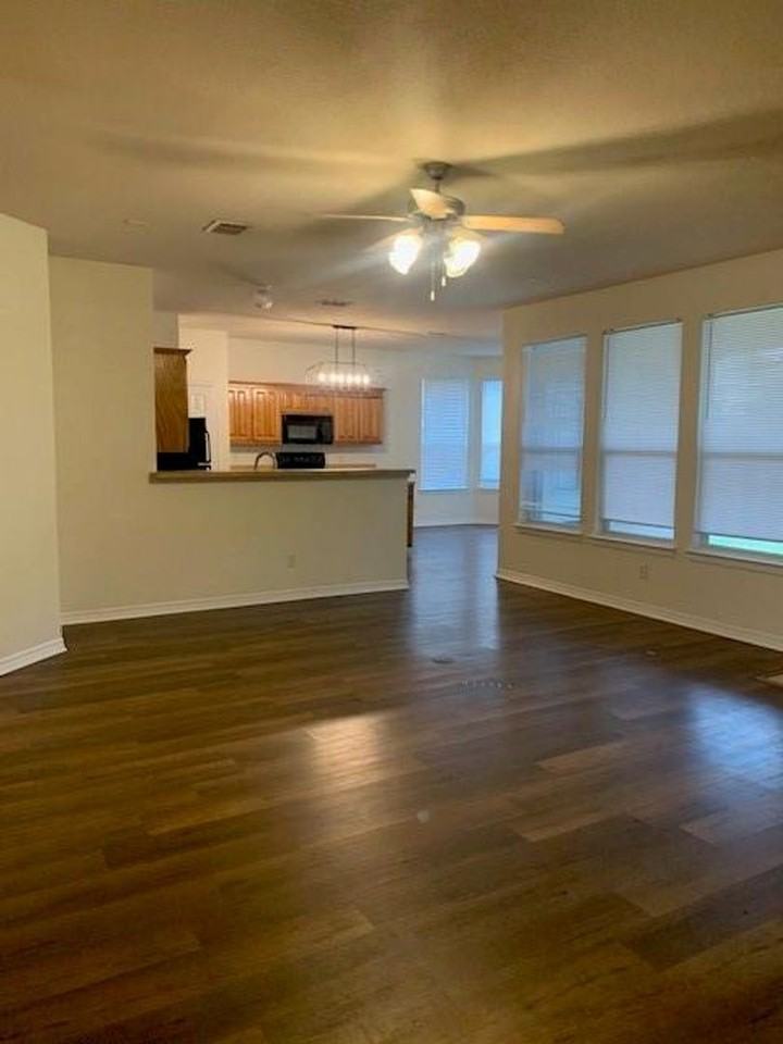 1500 Vernon Castle Ave - Photo 6 of 14