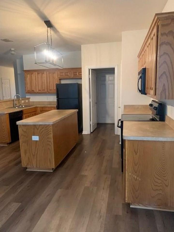 1500 Vernon Castle Ave - Photo 7 of 14