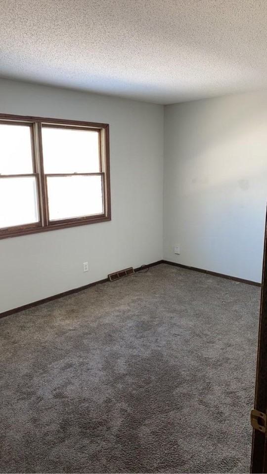 1916 W 75th Pl - Photo 2 of 10