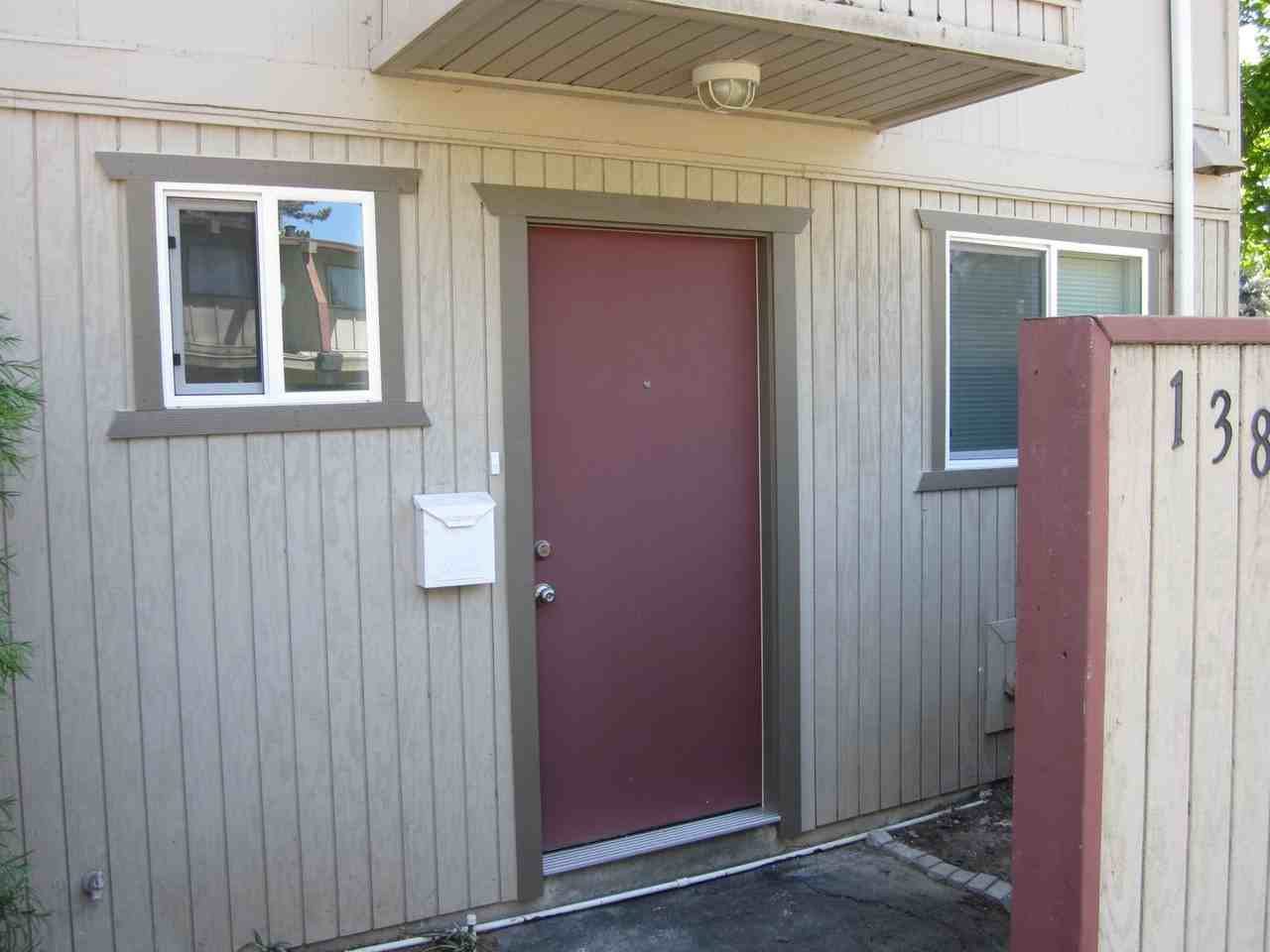 138 Rainbow Ct - Photo 2 of 37