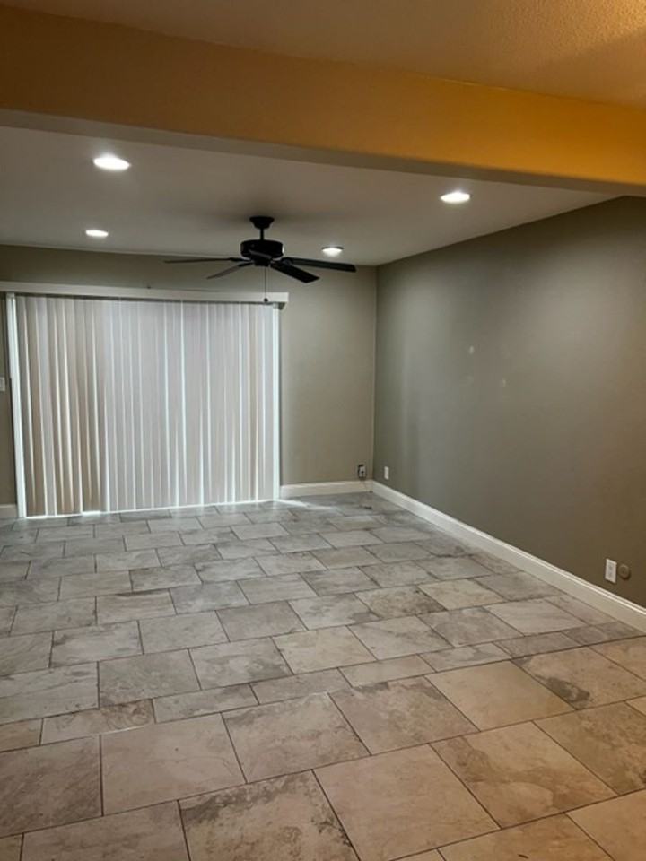 138 Rainbow Ct - Photo 7 of 37