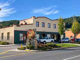 featured image of 129 Wildwood Ave