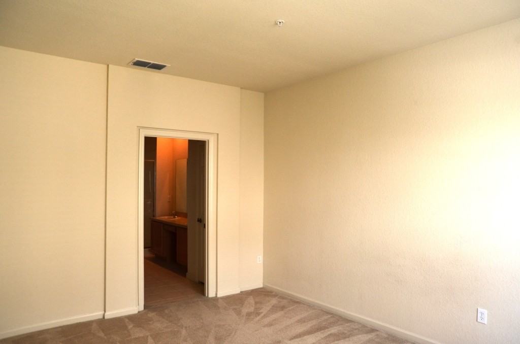 3301 Whitestone Cir - Photo 6 of 10