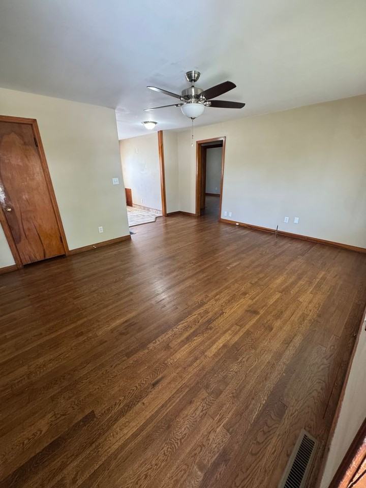 2716 Bonita Ave - Photo 2 of 9