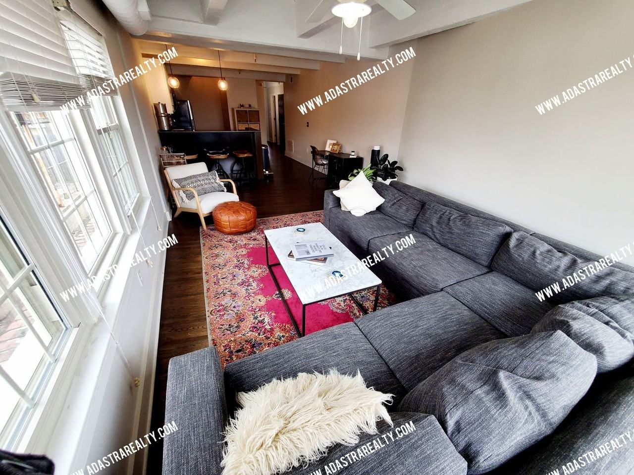 3001 Gillham Rd #206 - Photo 4 of 48