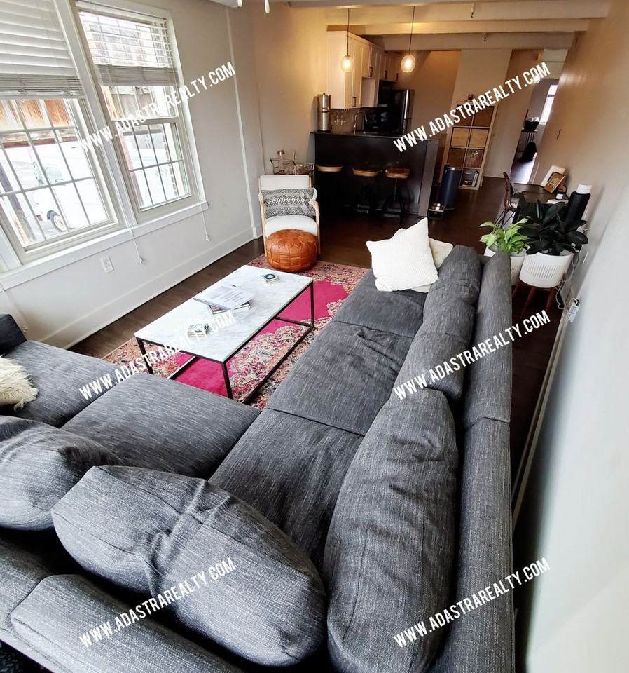 3001 Gillham Rd #206 - Photo 5 of 48