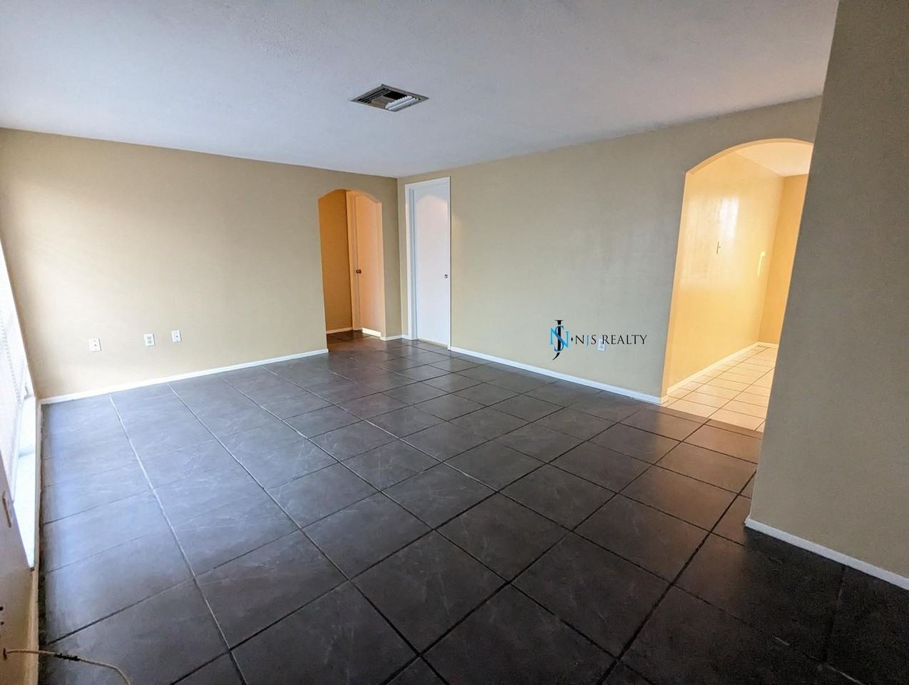 3136 Pinon Dr - Photo 6 of 20