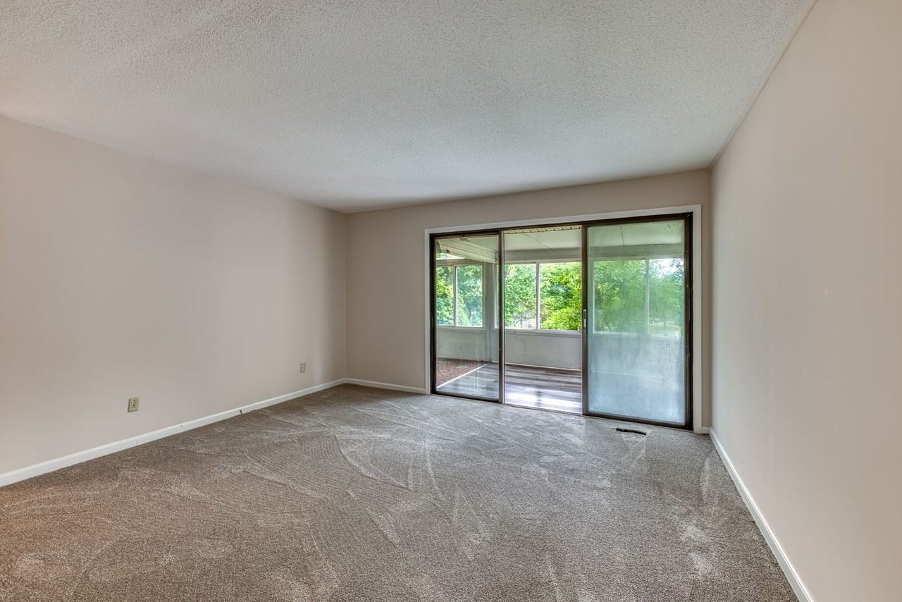 2301 Old Lewis Rd - Photo 6 of 50