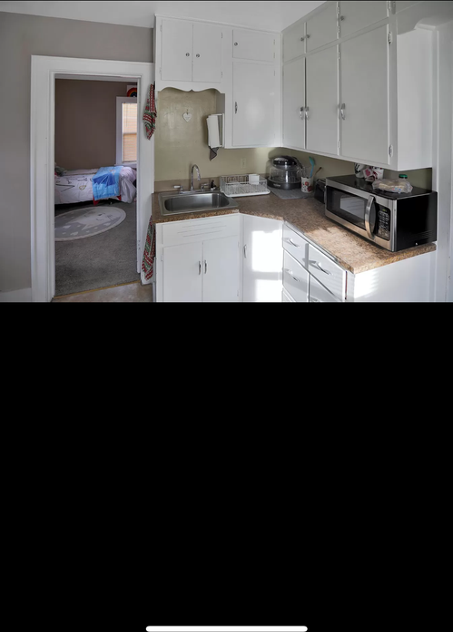 907 N Washington St - Photo 4 of 8