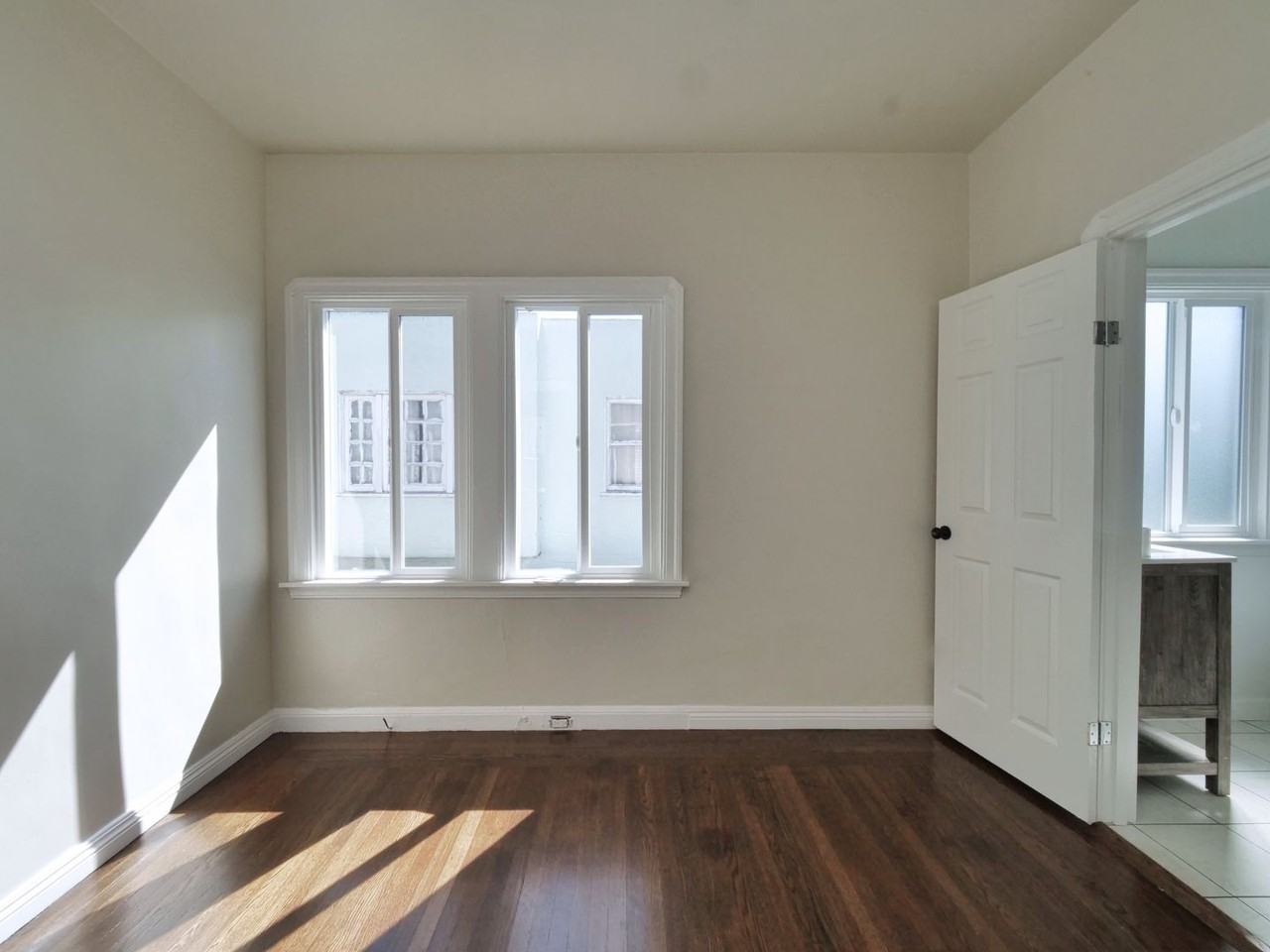 1475 70th Ave - Photo 3 of 11