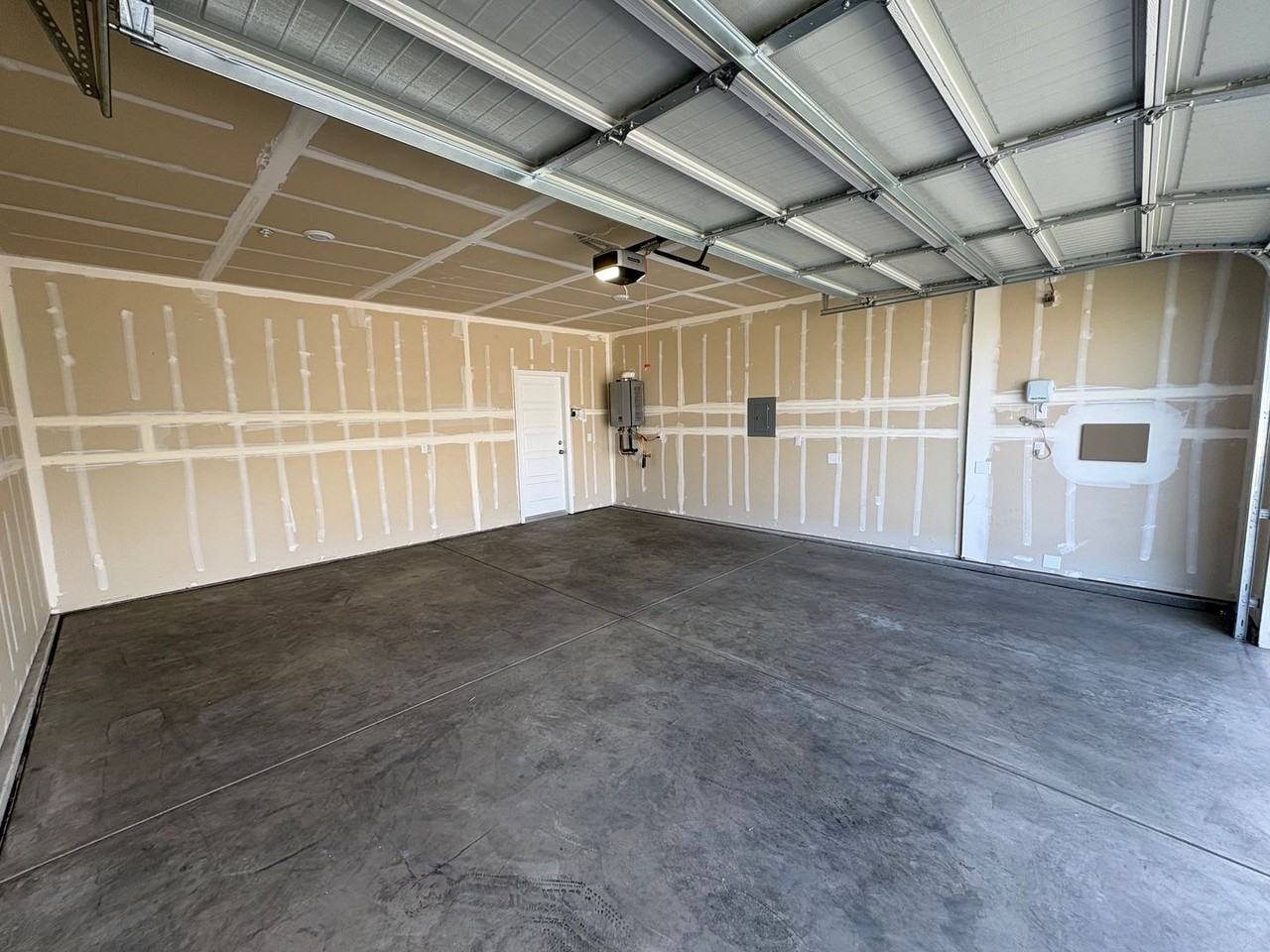 241 E Tyler Ave - Photo 2 of 35