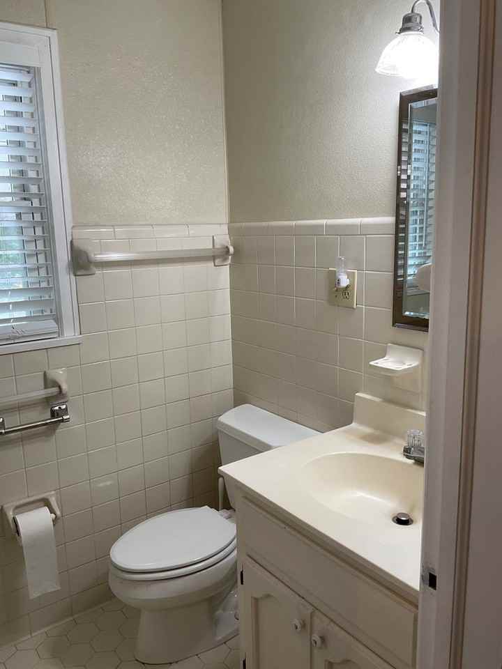 507 Hanna St - Photo 4 of 10