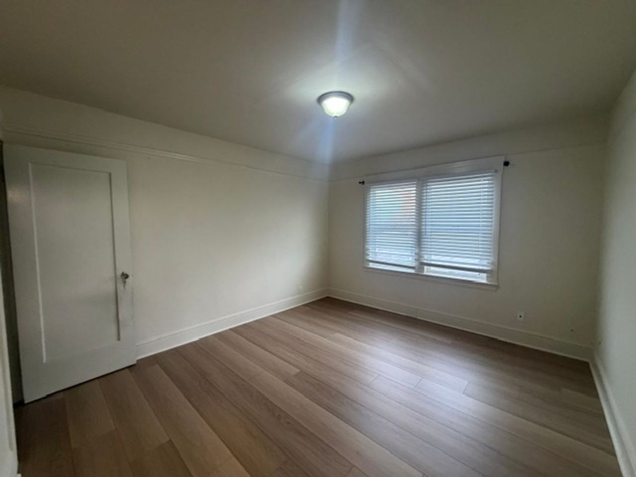 614 Hanover St - Photo 6 of 18