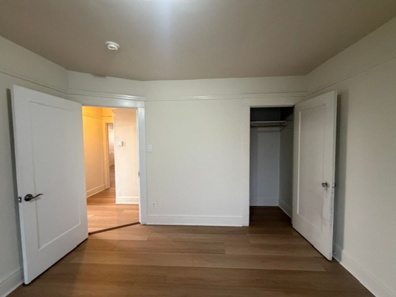 614 Hanover St - Photo 7 of 18