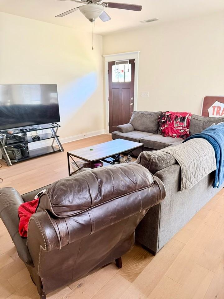 145 Ruth St - Photo 4 of 21