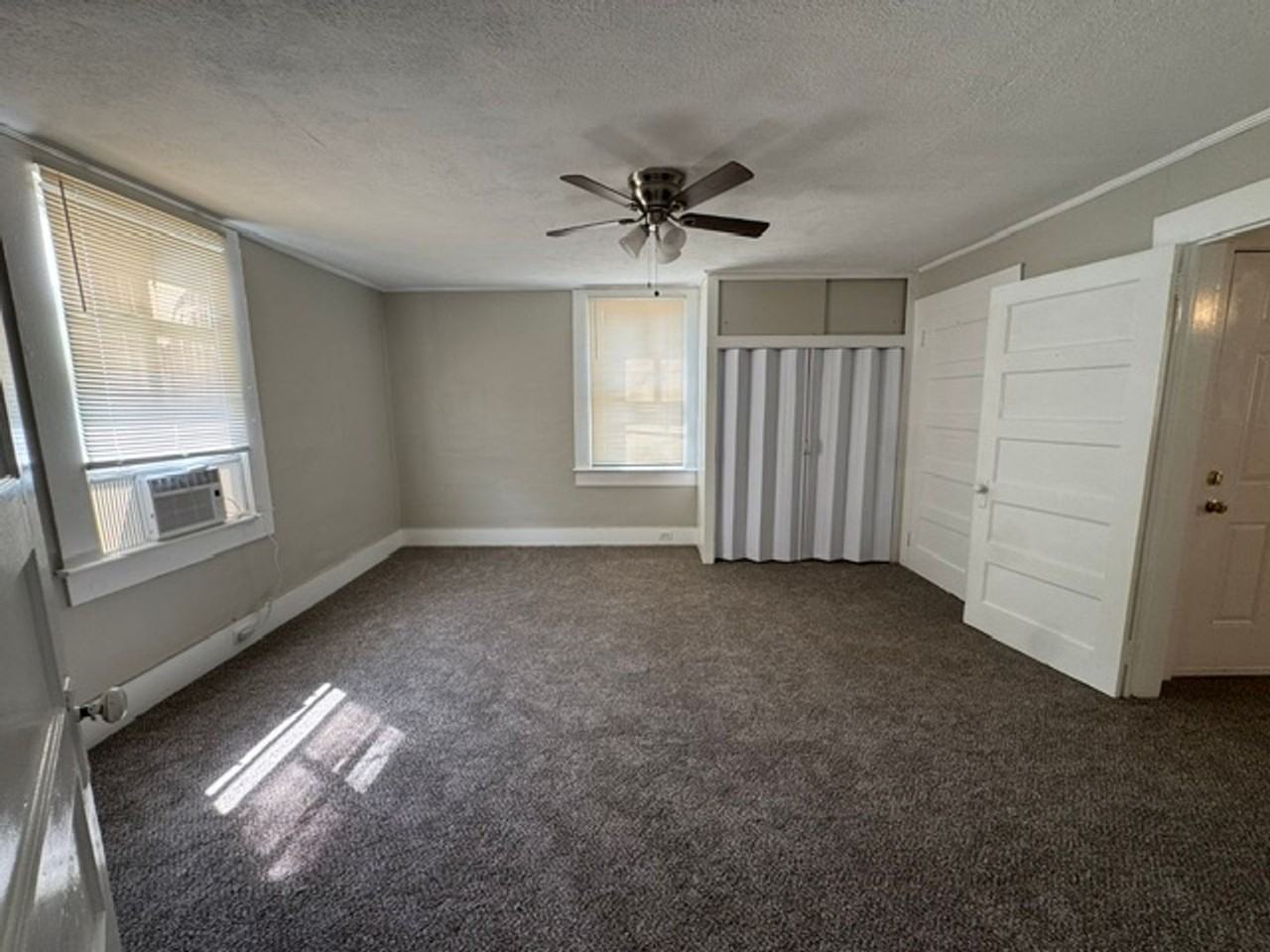15 Curran Ave - Photo 5 of 8