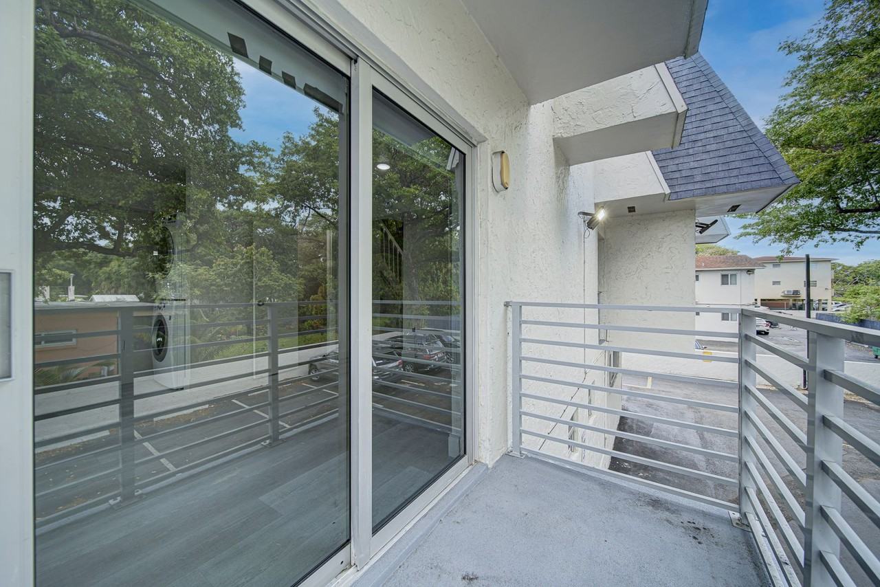 Prestige Loft - Photo 5 of 20