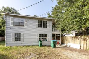 featured image of 905 Sarrazin Ave