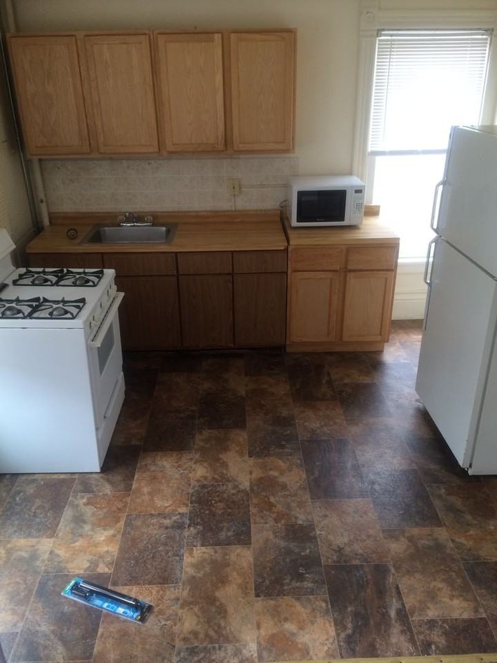 111 N Randall Ave - Photo 5 of 9