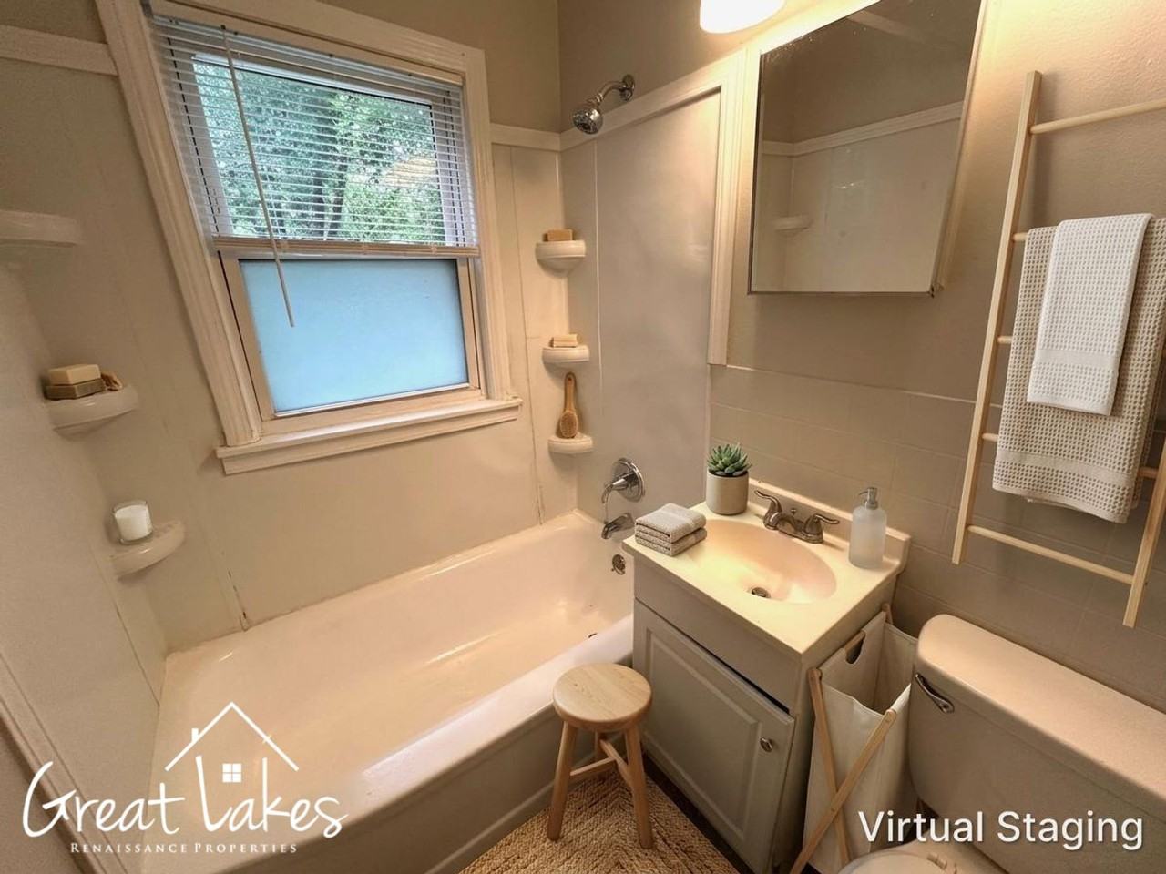 18541 Washtenaw St - Photo 6 of 12