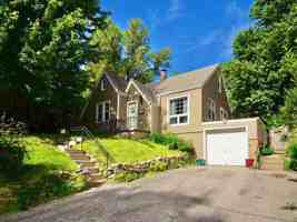 featured image of 2108 S 46th St