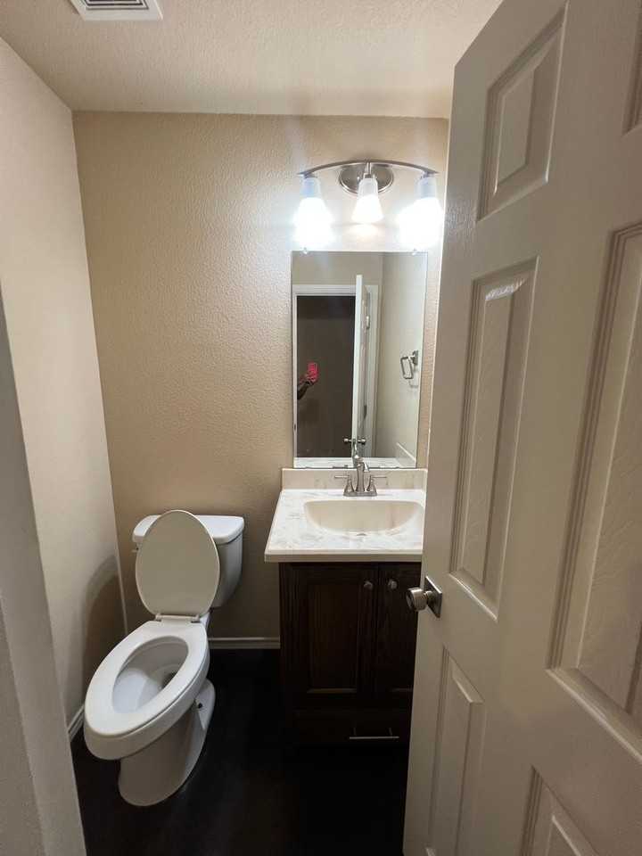 5704 Elephant Butte Unit B - Photo 6 of 15