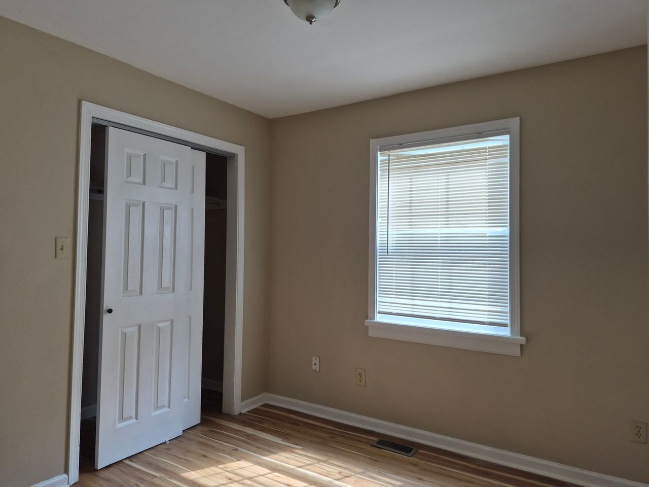 817 Pocahontas Pl - Photo 7 of 13