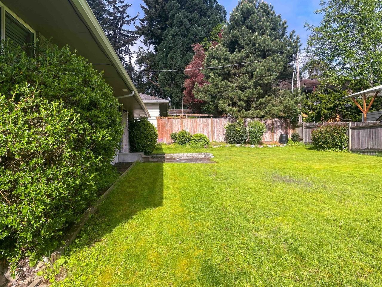 1334 N 180th St - Photo 5 of 25
