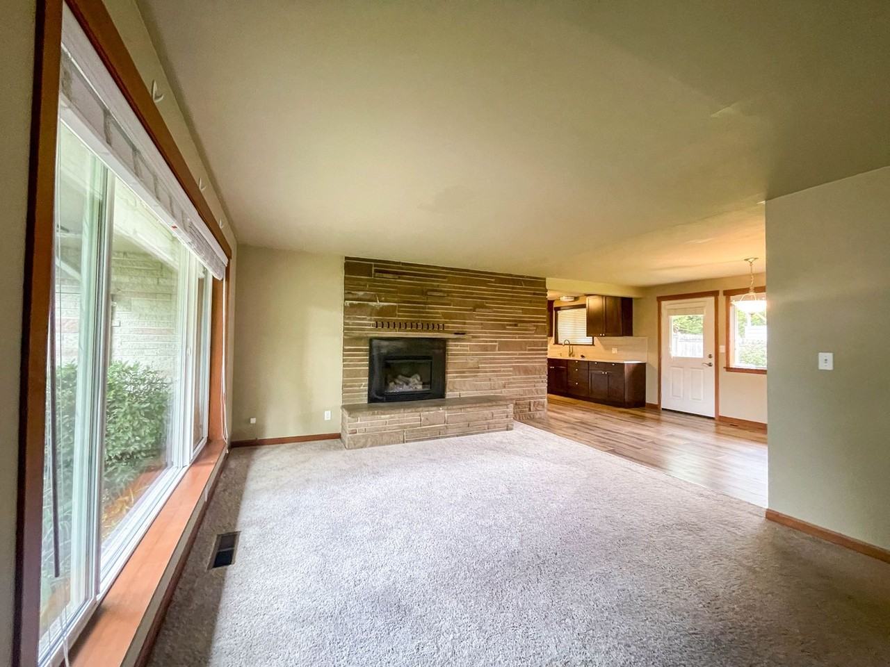 1334 N 180th St - Photo 6 of 25