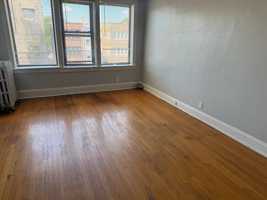 featured image of 6832 S East End Ave