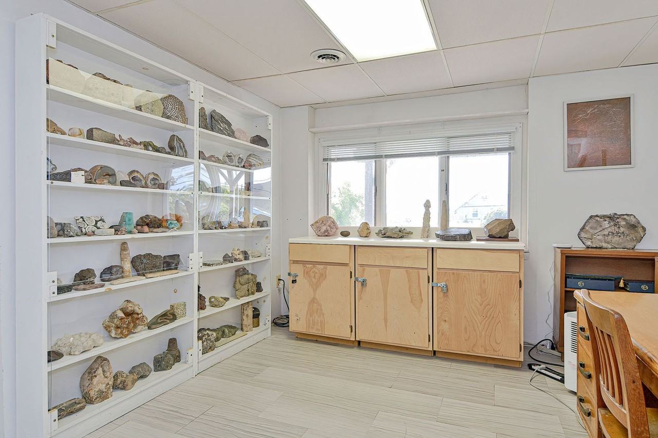 26 Salt Island Rd - Photo 4 of 37