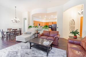 featured image of 225 Colinas