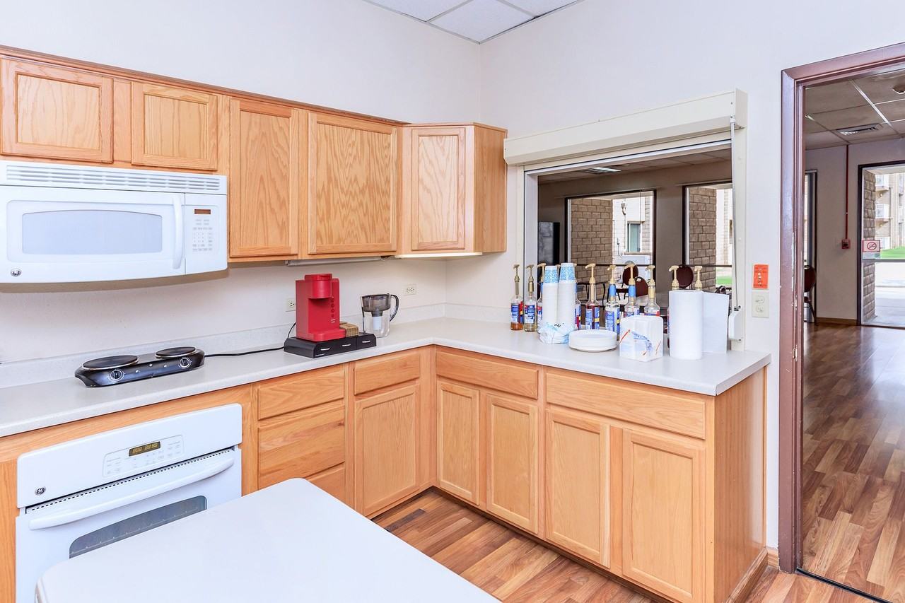 Washington Manor Apartments - Photo 6 of 14