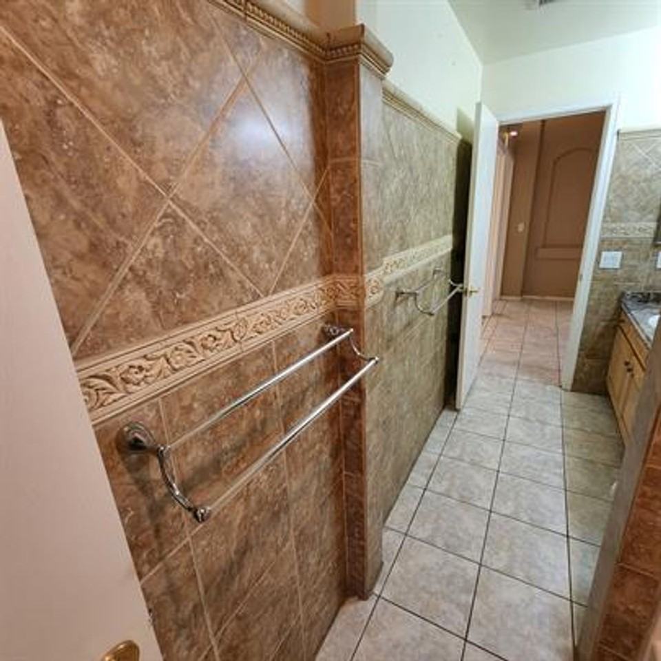1382 W Via Rio Blanco - Photo 6 of 11
