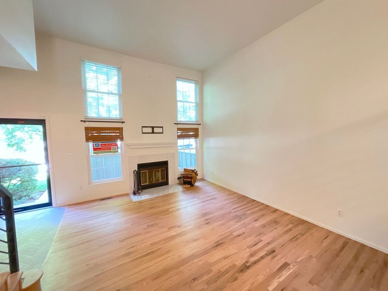 1857 Lorraine St - Photo 6 of 30