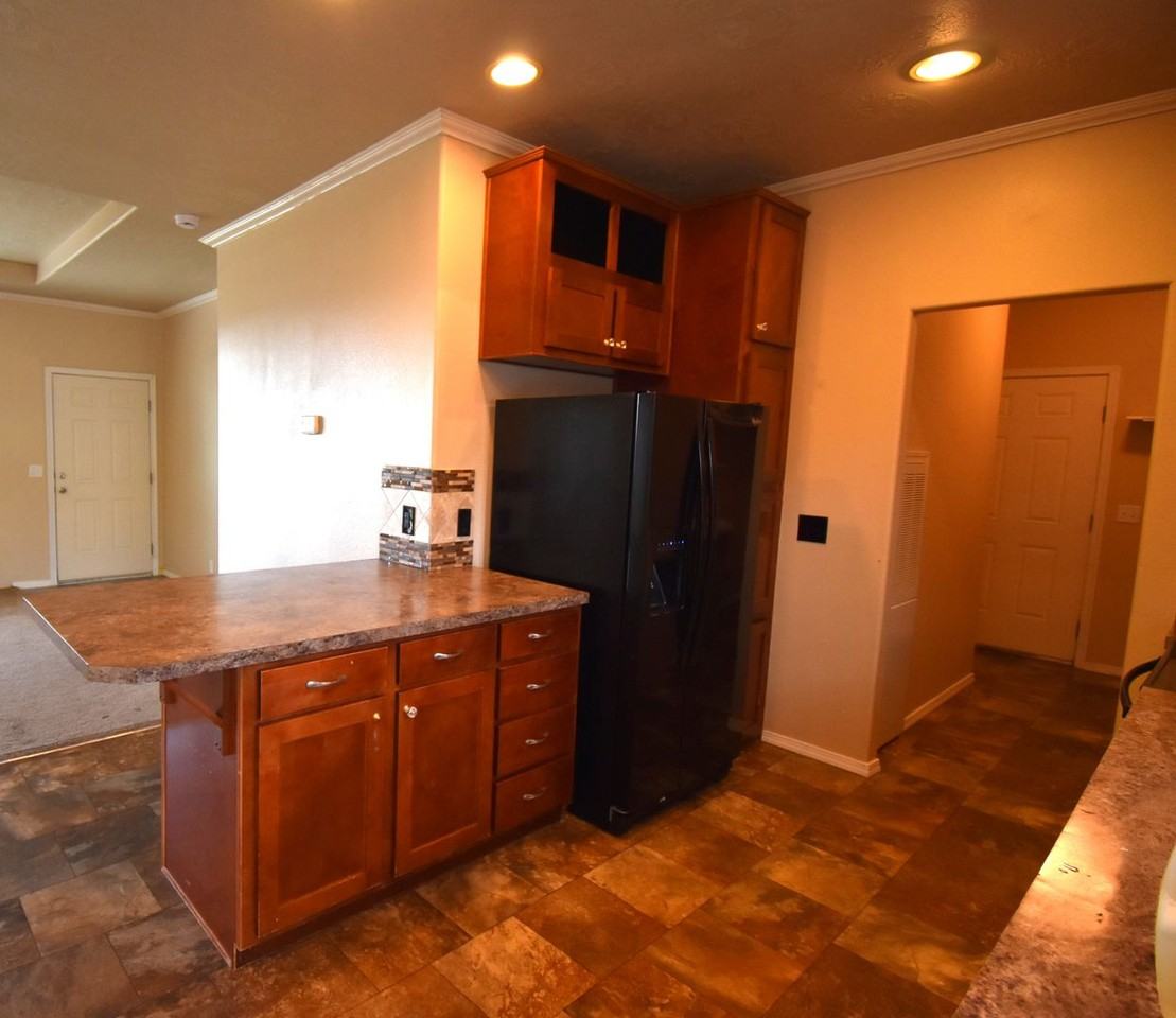 35719 Engle Rd Se - Photo 3 of 24