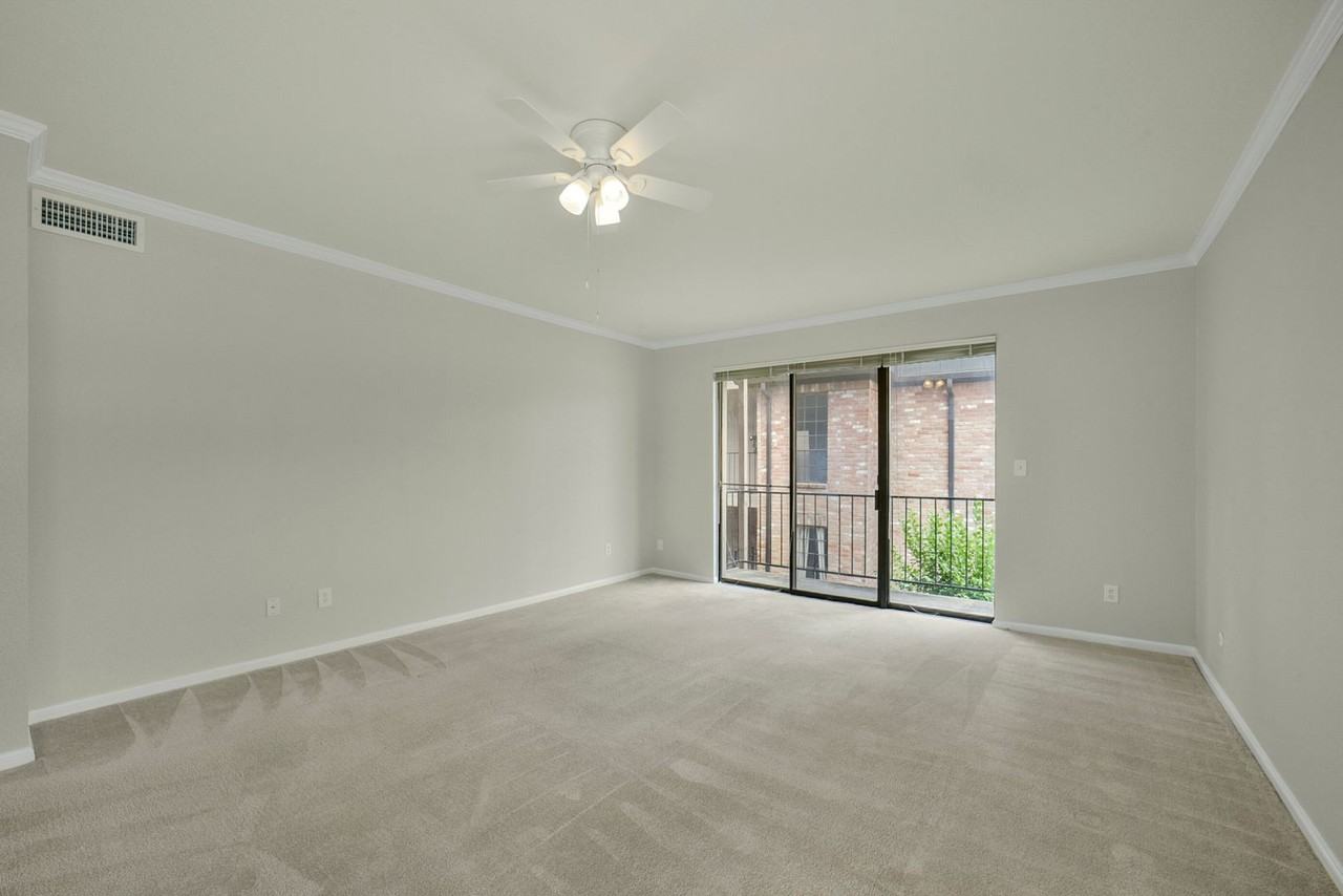 2400 N Braeswood Blvd #213 - Photo 5 of 31