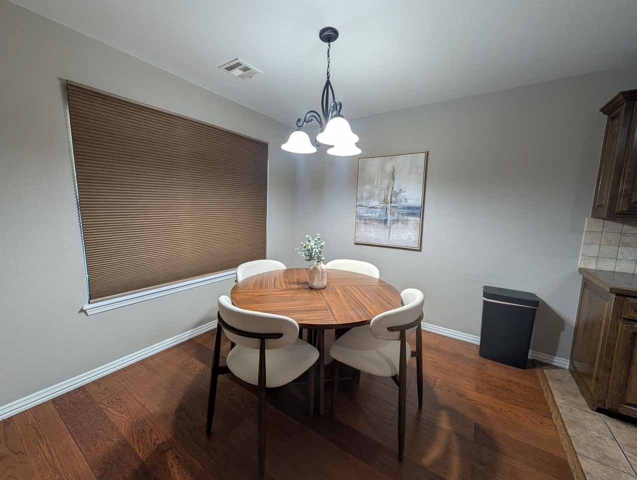 360 Haley Cir - Photo 6 of 31