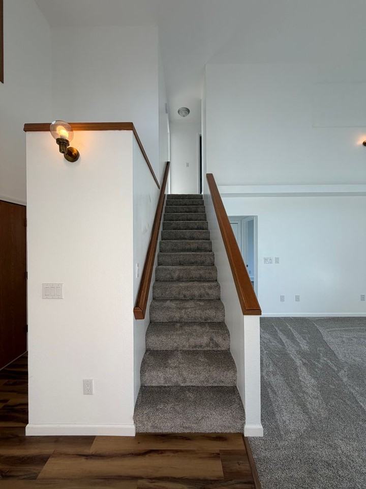 1200 28th Ave - Photo 5 of 17