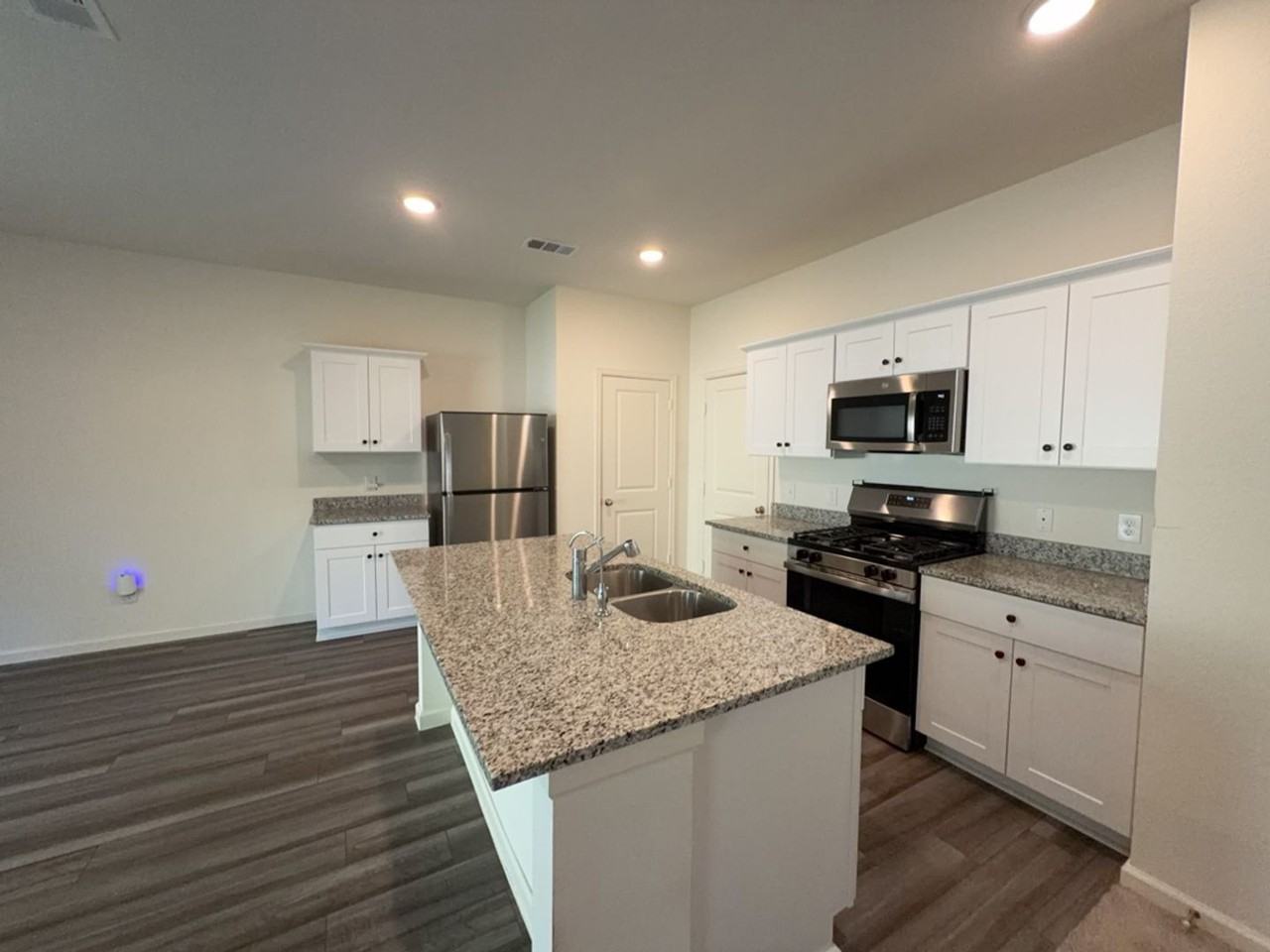 18618 Hunter William Way - Photo 3 of 22