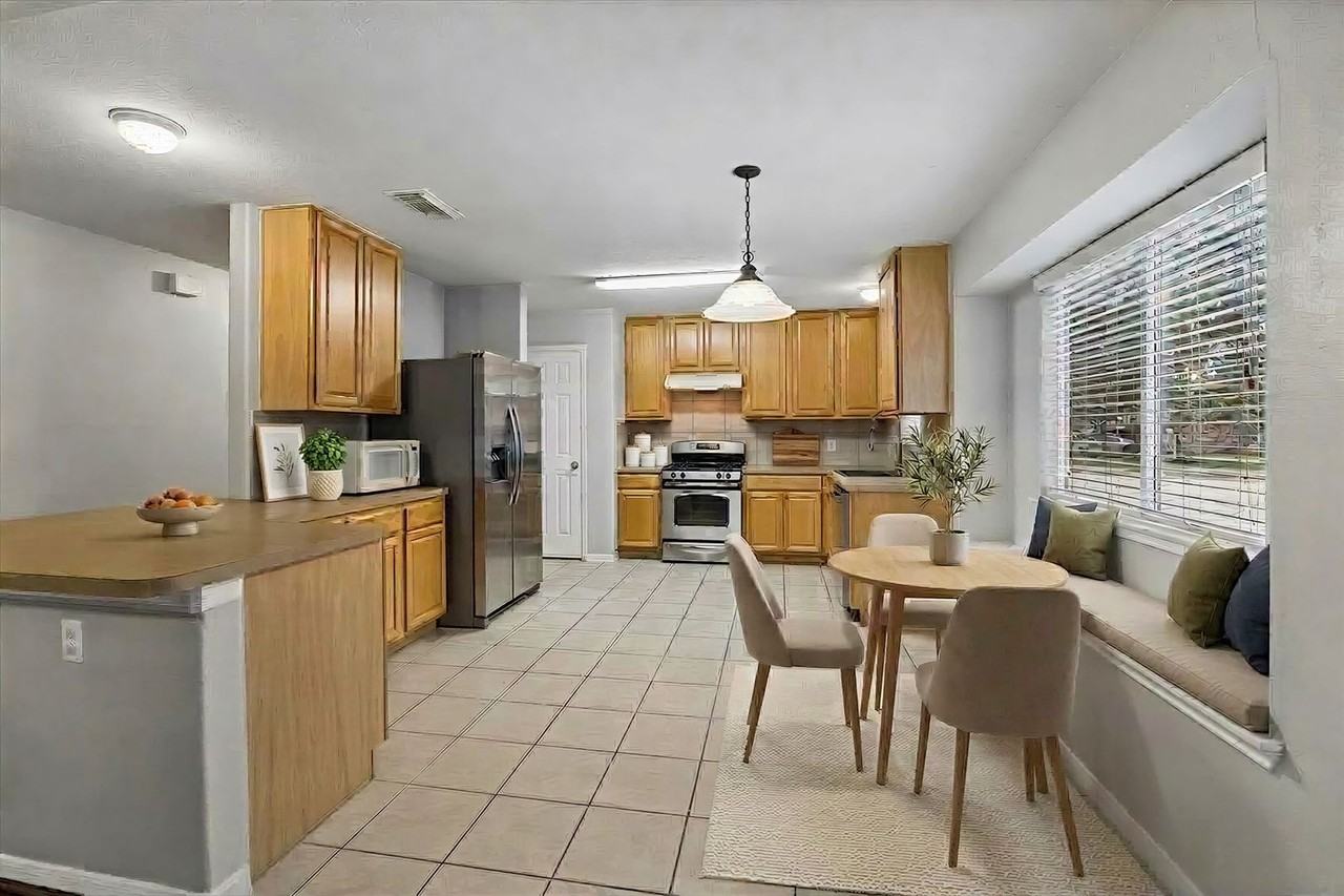 15203 Green Whisper Dr - Photo 2 of 20