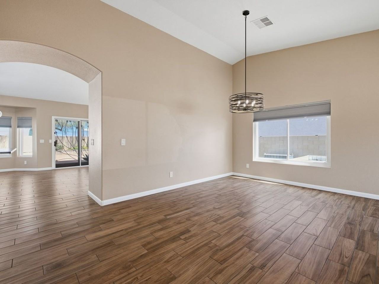 8647 E Bullrider Pl - Photo 3 of 34