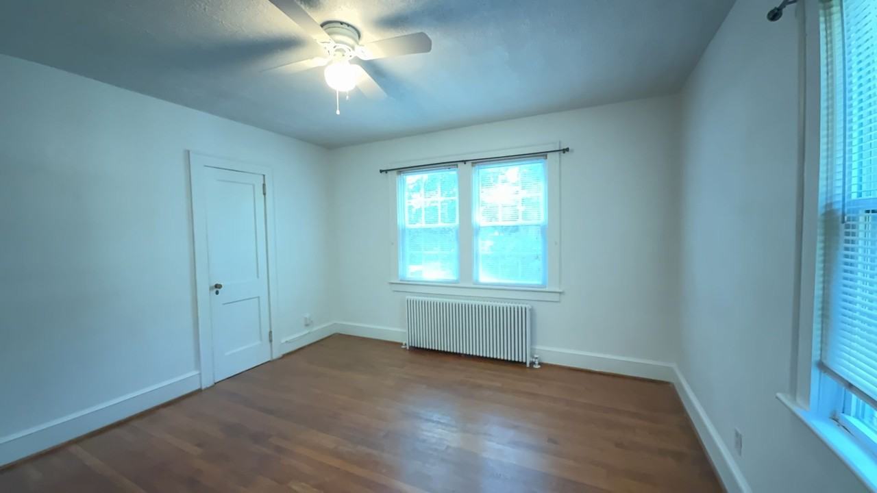 103 Windham Rd - Photo 4 of 16