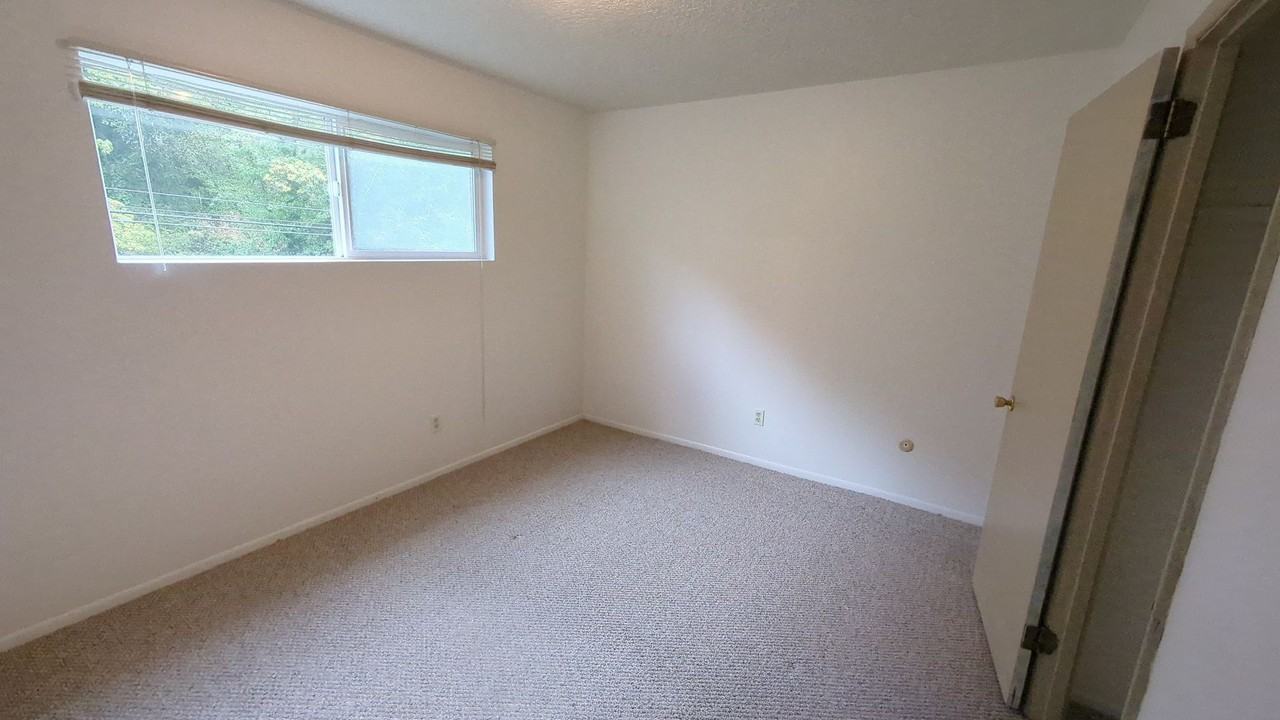 #470 MARQUAM TERRACE - Photo 6 of 24