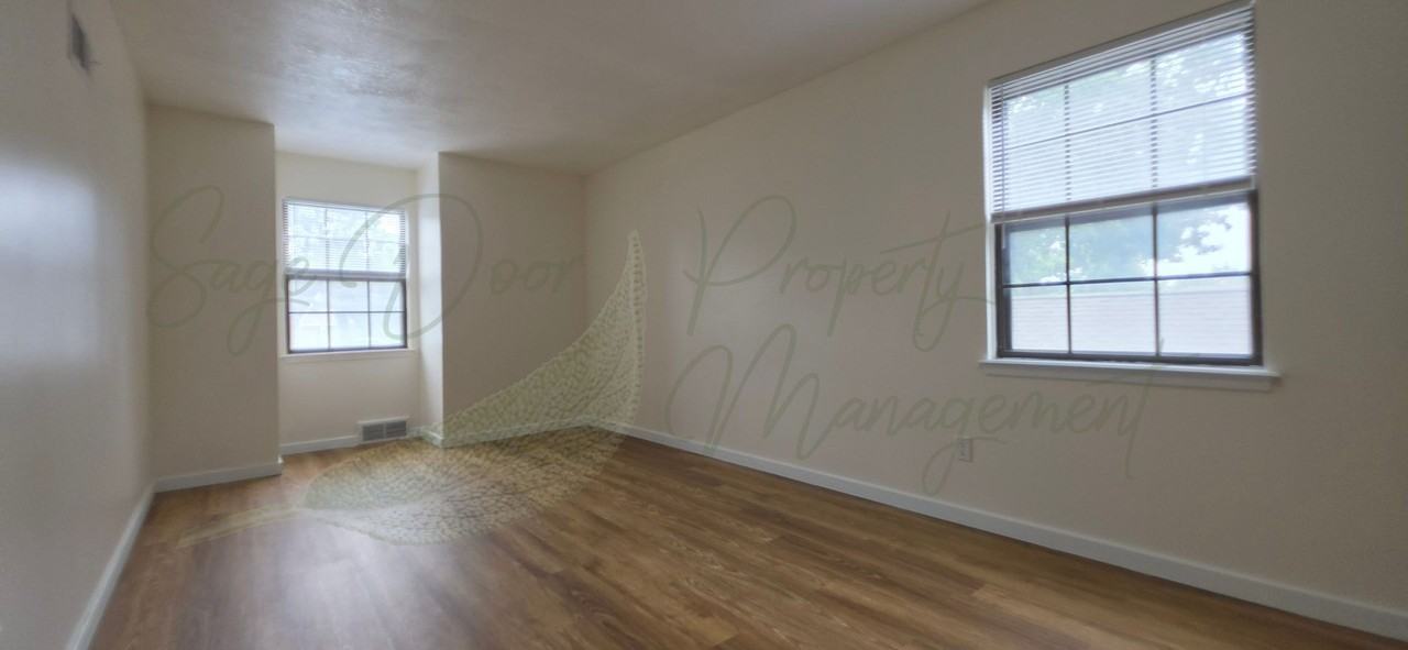 12419 W 82nd Ter - Photo 6 of 50
